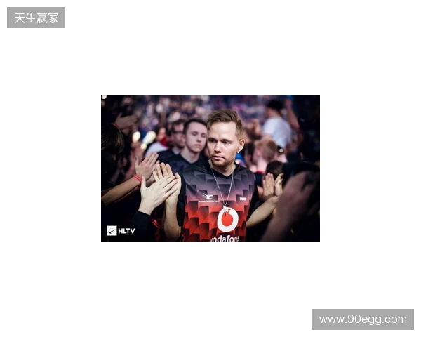 官方:切尔西与队长里斯-詹姆斯续约至2032年 官方:切尔西与队长里斯-詹姆斯续约至2032年