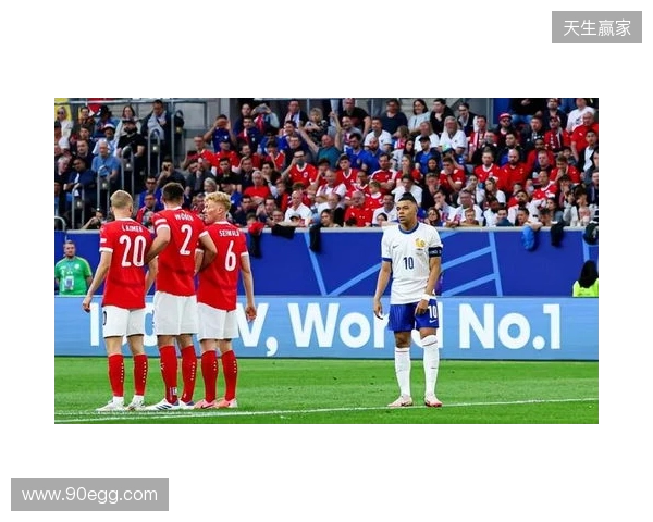 跟队:姆巴佩今日已参加球队合练,若无意外将随队赴曼市